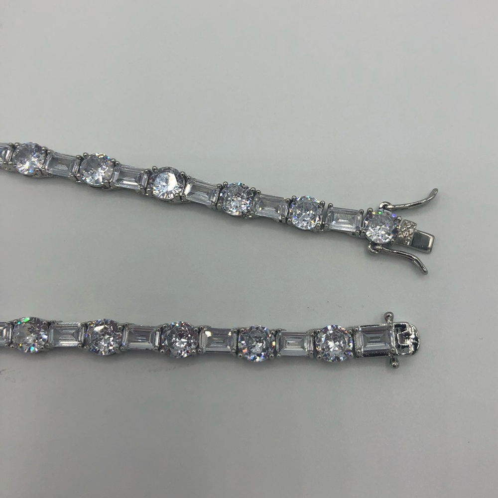 18k 63ct Multi-Stone Tennis Necklace - Picture 10 of 16